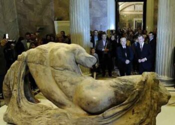 Βρετανικό Μουσείο: «Πακετάρει» τα Γλυπτά του Παρθενώνα για να τα δανείσει σε άλλες χώρες
