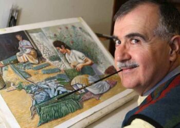 Ο Τριαντάφυλλος Ηλιάδης ζωγραφίζει με το στόμα. «Την ομορφιά της ζωής τη ζωγραφίζω στον καμβά. Θέλω τα μοτίβα μου και οι συνδυασμοί χρωμάτων να μη φέρνουν σε αμηχανία τους ανθρώπους, που βλέπουν τα έργα μου, αλλά να τους γεμίζουν με αισθήματα γλυκιάς νοσταλγίας», λέει, και πραγματικά στους πίνακές του, όσο και στην αποδοχή τους από τον κοινό, φαίνεται πως έχει πετύχει το στόχο του.