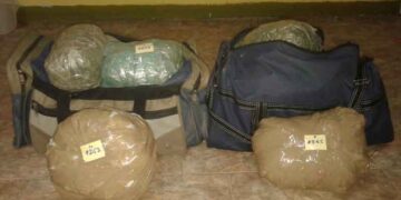 Καταδίωξη στην Κρυσταλλοπηγή: Κουβαλούσαν 11 κιλά κάνναβης (φωτό)