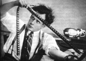 Θα μπορούσαν οι ίδιες εικόνες να έχουν άλλο νόημα αν τις βλέπαμε σε διαφορετική σειρά ή σε διαφορετικό συνδυασμό ή σε άλλο έργο;