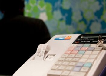 Έκλεψε 240 Ε από το ταμείο καφετέριας στην Πτολεμαΐδα