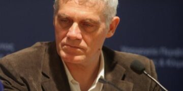 Τσιρώνης: Απεξάρτηση από πετρέλαιο και λιγνίτη μέχρι το 2030