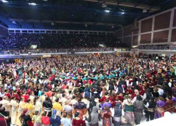 Περήφανος Χορός Σέρρα – Ρίγη συγκίνησης στο 11ο Πανελλαδικό Φεστιβάλ Ποντιακών Χορών – Δείτε το βίντεο του e-pontos