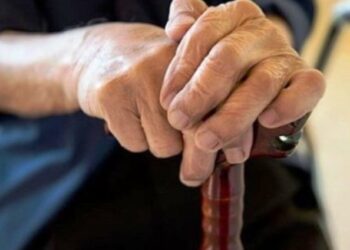 Μηλοχώρι Εορδαίας: Πήγαν να πουλήσουν… σεντόνια και έκλεψαν ηλικιωμένη – 17 έως 24 χρονών οι δράστες