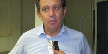 Στο υπό κατάληψη ΤΕΙ Μαιευτικής ο βουλευτής Μίμης Δημητριάδης