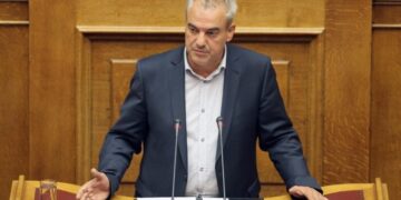 Χρήστος Μπγιάλας: Αντί για το κρασί, να μπει φόρος στη βότκα, το τζιν και το ουίσκι