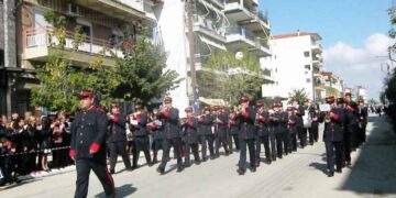 Με νέα εμφάνιση, από τα Παραπολιτικά του Παλμού 11/11/2015