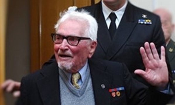 «Έφυγε» από τη ζωή και ο τελευταίος από το πλήρωμα του ηρωικού υποβρυχίου «Παπανικολής»