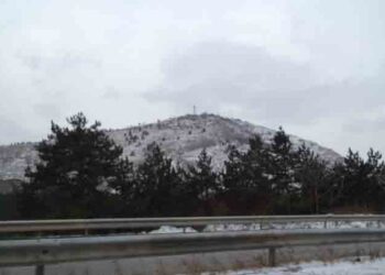 Σε κλοιό βαρυχειμωνιάς η χώρα- Πολικές θερμοκρασίες στη Δυτική Μακεδονία- Χωρίς προβλήματα η κυκλοφορία των οχημάτων στο Εθνικό και Επαρχιακό οδικό δίκτυο