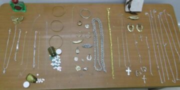 Φλώρινα: Εξιχνίαση κλοπής από σπίτι ηλικιωμένης – Συνελήφθησαν δυο άτομα “γνώριμα” στις αστυνομικές αρχές