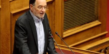 Λαφαζάνης: Άκυρες οι ιδιωτικοποιήσεις ΔΕΗ και ΔΕΠΑ