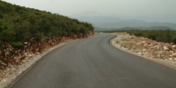 Η κατάσταση στο οδικό δίκτυο (τελευταία ενημέρωση ΕΛ.ΑΣ. 12:00)             