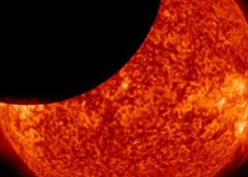 Χωρίς διαλείμματα οι μαθητές την Παρασκευή λόγω… έκλειψης