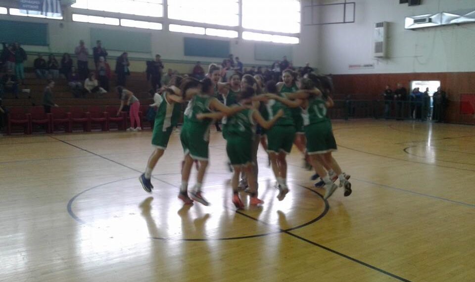 Πρωταθλήτριες οι νεάνιδες του Λασσάνη και πρόκριση στα ημιτελικά