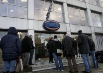 Οι άνεργοι ανέρχονται σε 1.245.854 άτομα – Στο 26,1% αυξήθηκε η ανεργία στο δ’ τρίμηνο 2014
