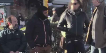 Ρατσιστική επίθεση σε στάση λεωφορείου – κοινωνικό πείραμα ActionAid