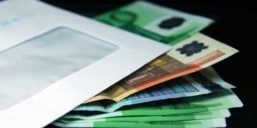 Πότε θα πάρουν άνεργοι και εργαζόμενοι το Δώρο Πάσχα 2015