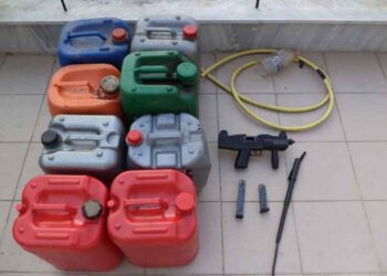 Έκλεβαν πετρέλαιο από επαγγελματικά και Ι.Χ. οχήματα – Ιδιώτες και ΔΕΗ “θύματα” της σπείρας – 20, 41 και 18 χρονών οι δράστες (Δείτε φωτό)