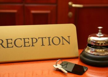 Ζητείται υπάλληλος υποδοχής από ξενοδοχειακή μονάδα