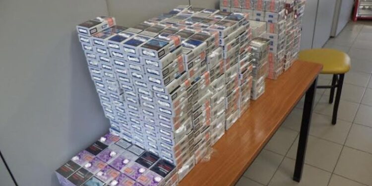 Κατασχέθηκαν πάνω από 2.150 πακέτα τσιγάρων – Σύλληψη Πακιστανού στην Κοζάνη