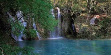 Εκδρομή στη Γαλάζια Λίμνη- Σκρα από την Ορειβατική Λέσχη Εορδαίας