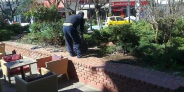 Ιδιωτική πρωτοβουλία, από τα Παραπολιτικά του Παλμού 08/04/2015