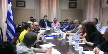 Σύσκεψη Τζιτζικώστα – Καρυπίδη για τη στάθμη της λίμνης Βεγορίτιδας – Τι αποφάσισαν για την παροχέτευση του νερού