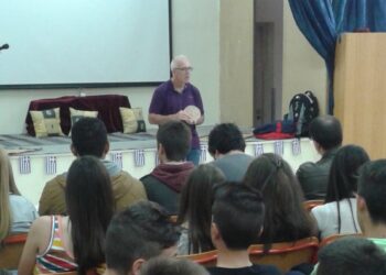 Ο μελετητής του «Δίσκου της Φαιστού» Δρ. Γκάρεθ Όουενς στο Γυμνάσιο Αιανής