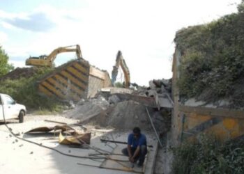 Διακοπή κυκλοφορίας στην Ε.Ο.3 Κοζάνης –Λάρισας,  σε μήκος 20 μέτρων εκατέρωθεν της Γέφυρας του ΟΣΕ – Λόγω έναρξης των εργασιών της κατεδάφισης των συγκεκριμένης Γέφυρας  του ΟΣΕ