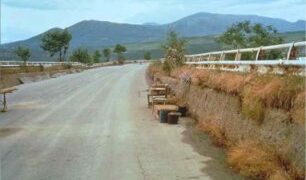 Καρέ-καρέ η επέλαση του Εγκέλαδου το 1995 μέσα από τον φακό του West Channel  – Οδοιπορικό κατά μήκος του ρήγματος στα χωριά της Κοζάνης