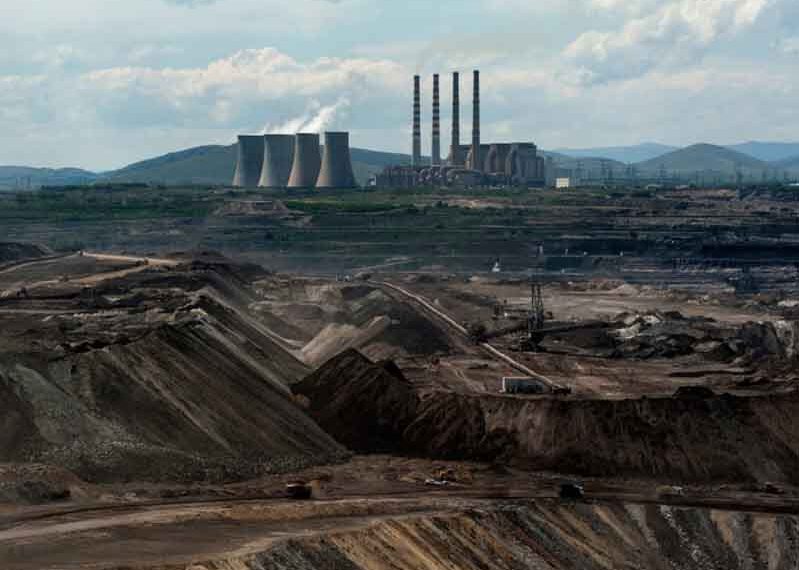 Τα Ορυχεία της ΔΕΗ Καταπίνουν Χωριά στην Πτολεμαΐδα