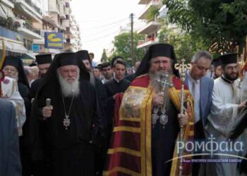 Ενθρονίστηκε ο νέος Μητροπολίτης Νέας Κρήνης και Καλαμαριάς Ιουστίνος (ΦΩΤΟ)