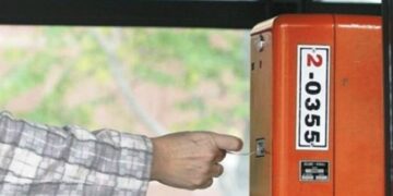 Δεν θα κόβονται τηλέφωνο, νερό, εισιτήρια στις αστικές συγκοινωνίες μέχρι τις 6 Ιουλίου