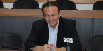 Άμεση παρέμβαση του Γιάννη Αντωνιάδη στη Βουλή για την αφαίρεση της εξεταστέας ύλης από το βιβλίο της Ιστορίας