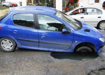 Πώς αποζημιώνεστε από κακοτεχνίες στους δρόμους;