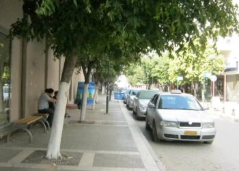 Σε ισχύ από σήμερα το νέο τιμολόγιο στα κόμιστρα των ταξί – Πόσο ακρίβυναν τα δρομολόγια