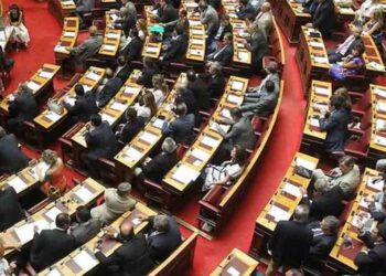 Δείτε ζωντανά την Κοινή Συνεδρίαση των 4 Επιτροπών της Βουλής – Συζήτηση της Ελληνικής πρότασης για σύναψη συμφωνίας