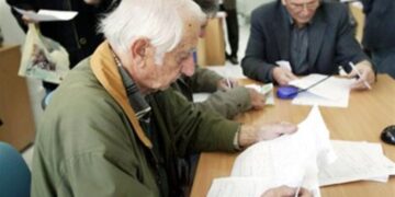 Από Οκτώβρη σύνταξη 260 ευρώ σε ανασφάλιστους ΟΓΑ