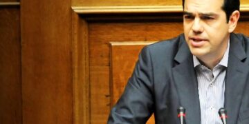 Τσίπρας σε διαφωνούντες: Δώστε μου εναλλακτικές