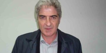 Θλίψη, αμηχανία και παραίτηση Γ. Χιωτίδη για το νέο μνημόνιο – Στην ανοιχτή νομαρχιακή συνέλευση Κοζάνης του ΣΥΡΙΖΑ    