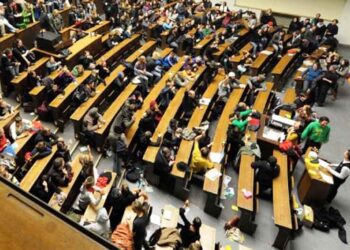 “Πλαφόν” στις μετεγγραφές φοιτητών – Τα νέα κριτήρια από το Υπουργείο Παιδείας