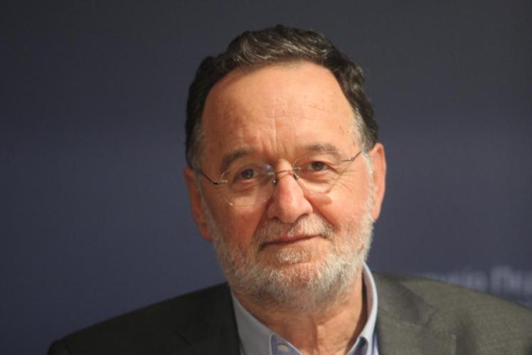 “Άυπνος” ο Παναγιώτης Λαφαζάνης για πιθανή “θυσία” ΑΔΜΗΕ, ΔΕΗ για να κλείσει η συμφωνία