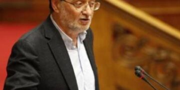Λαφαζάνης: Δεν ψηφίσαμε τα πρώτα δύο, δεν θα ψηφίσουμε και το τρίτο Μνημόνιο