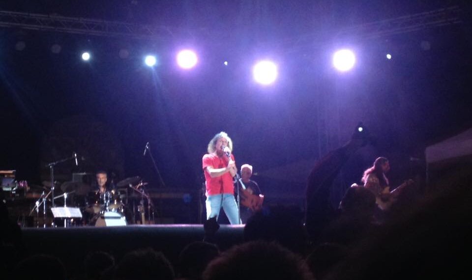 Δείτε βίντεο από τη συναυλία του Βασίλη Παπακωσταντίνου στο 37o River Party Νεστορίου Καστοριάς