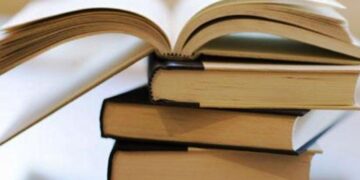 Αγγελία: Φιλόλογος παραδίδει μαθήματα