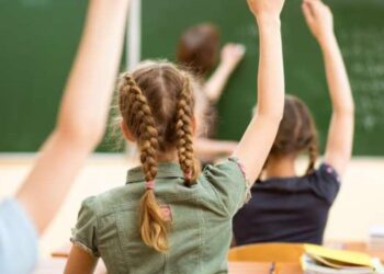 Στον αέρα» η λειτουργία των ολοήμερων δημοτικών σχολείων