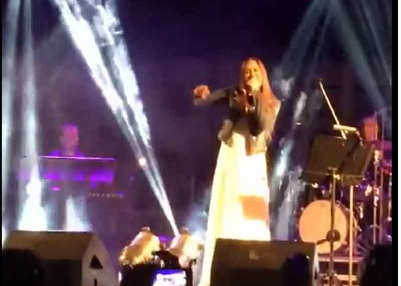 Δείτε βίντεο από τη συναυλία της Μελίνας Ασλανίδου στην Άρδασσα