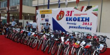 Μπράβο στην Τροχαία, από τα Παραπολιτικά του Παλμού 23/09/2015