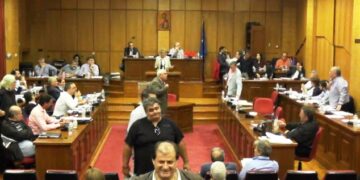 Νέα διακοπή στο Περιφερειακό Συμβούλιο – Έντονη λογομαχία Σβώλη-Παναγιωτίδου για την εισήγηση του ΣΔΙΤ της ΔΙΑΔΥΜΑ