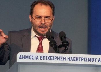 Ν. Φωτόπουλος: Τι περιλαμβάνει το τρίτο μνημόνιο του ΣΥΡΙΖΑ για τη ΔΕΗ και τον ΑΔΜΗΕ;